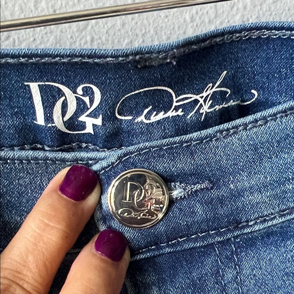 Blue Denim Jeans - Picture 5 of 9